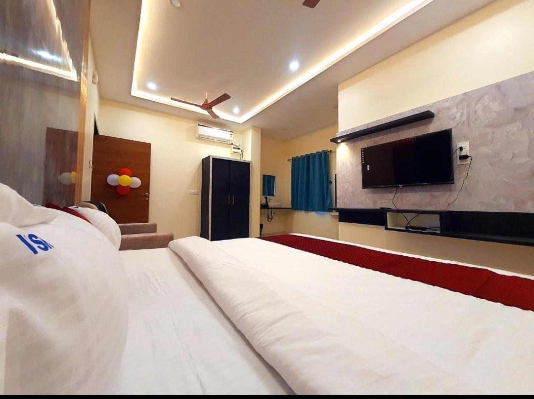 Hotel Vsr Grand Віджаявада Екстер'єр фото